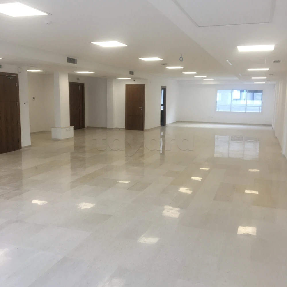 Raoued&nbsp;Ariana Essoughra&nbsp;Location&nbsp;Surfaces&nbsp;Grand open space