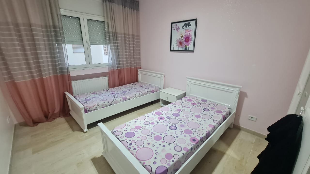 La Marsa El Aouina Location Appart. 3 pices Un s2 meubl  cit les palmeraies