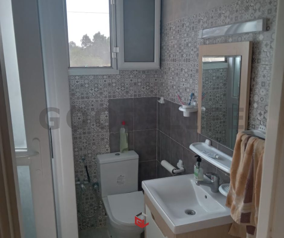 La Soukra La Soukra Vente Maisons Petit immeuble avec 4 apparts  la soukra