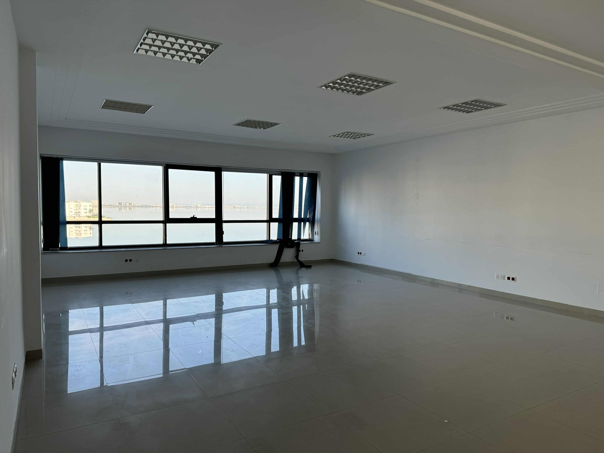 Bureaux & Commerces Bureau