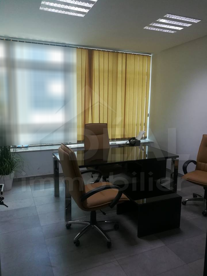 Bureaux & Commerces Bureau