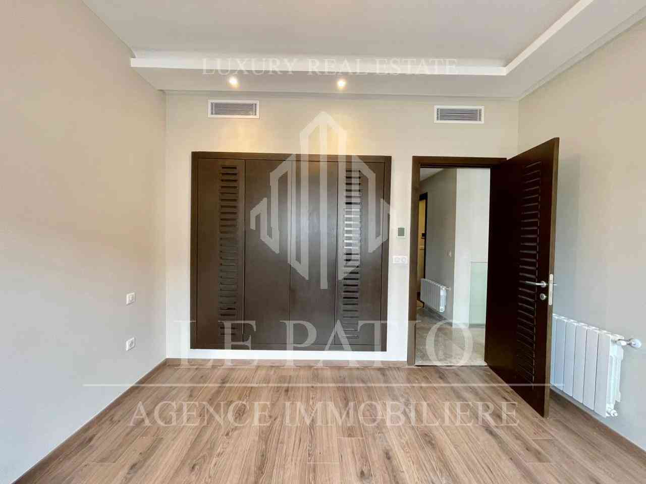 La Marsa&nbsp;Gammart&nbsp;Location&nbsp;Maisons&nbsp;Villa neuve haut standing soukra park