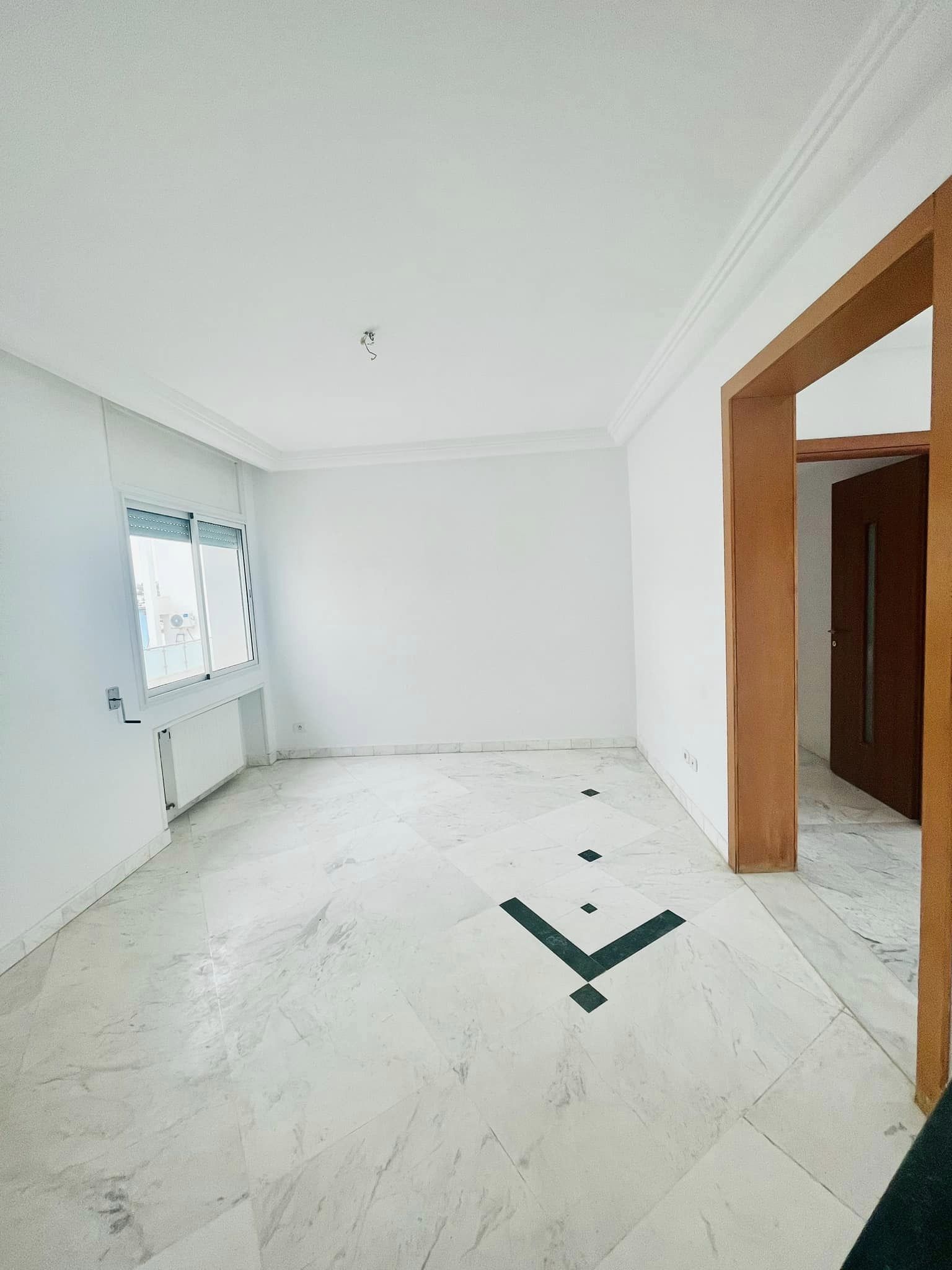 Ariana Ville&nbsp;Cite Ennasr 2&nbsp;Vente&nbsp;Appart. 3 pi�ces&nbsp;S2 a ennasr cot� clinique amilcar