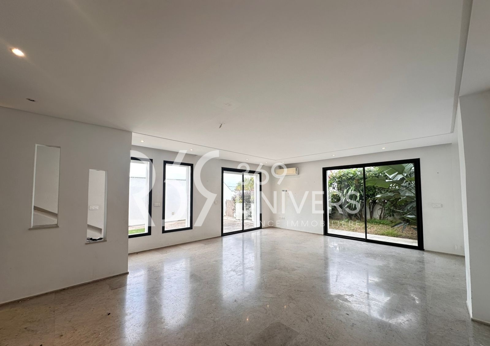 La Marsa Gammart Location Maisons Duplex avec jardin  gammarth ref rd053