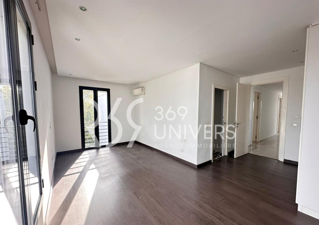 La Marsa Gammart Location Maisons Duplex avec jardin  gammarth ref rd053