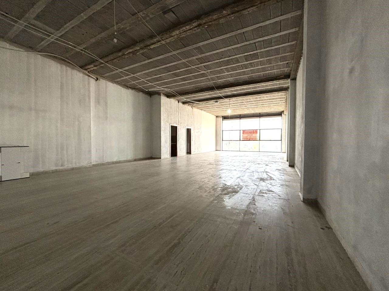 La Soukra La Soukra Bureaux & Commerces Surfaces Open space de 200m2  la soukra