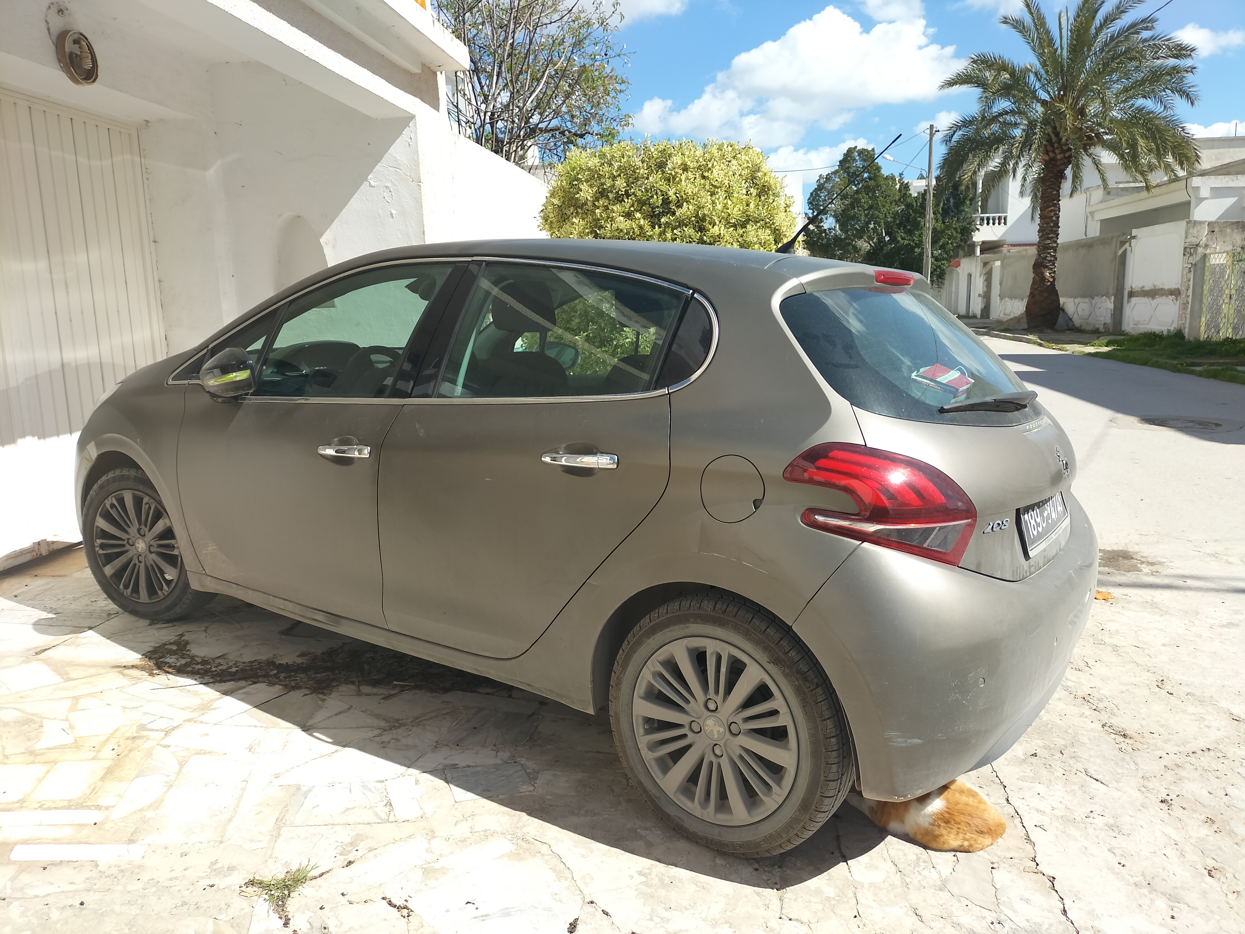Peugeot 208