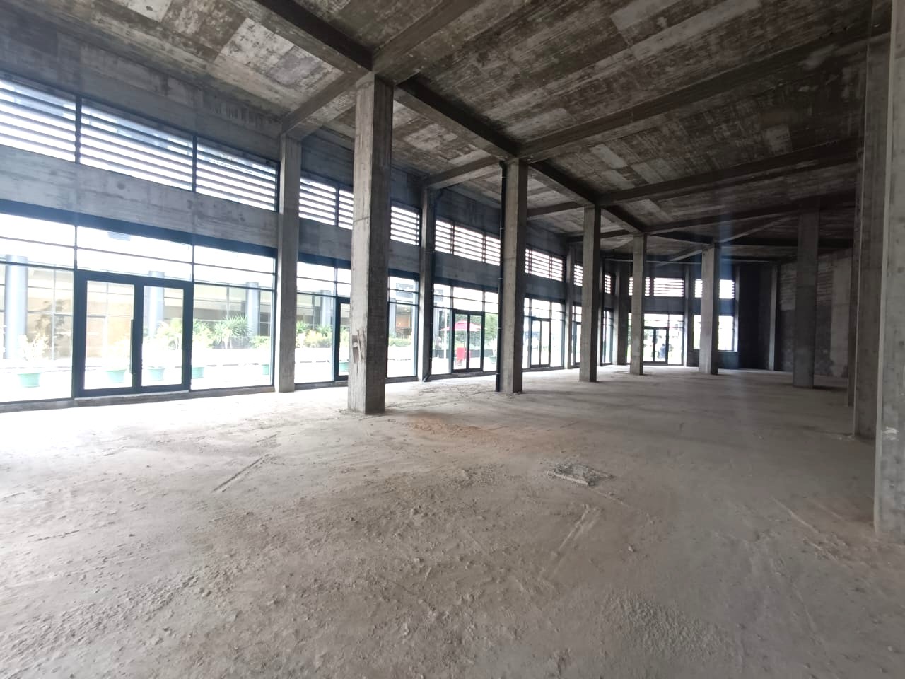 Bureaux & Commerces&nbsp;Surfaces