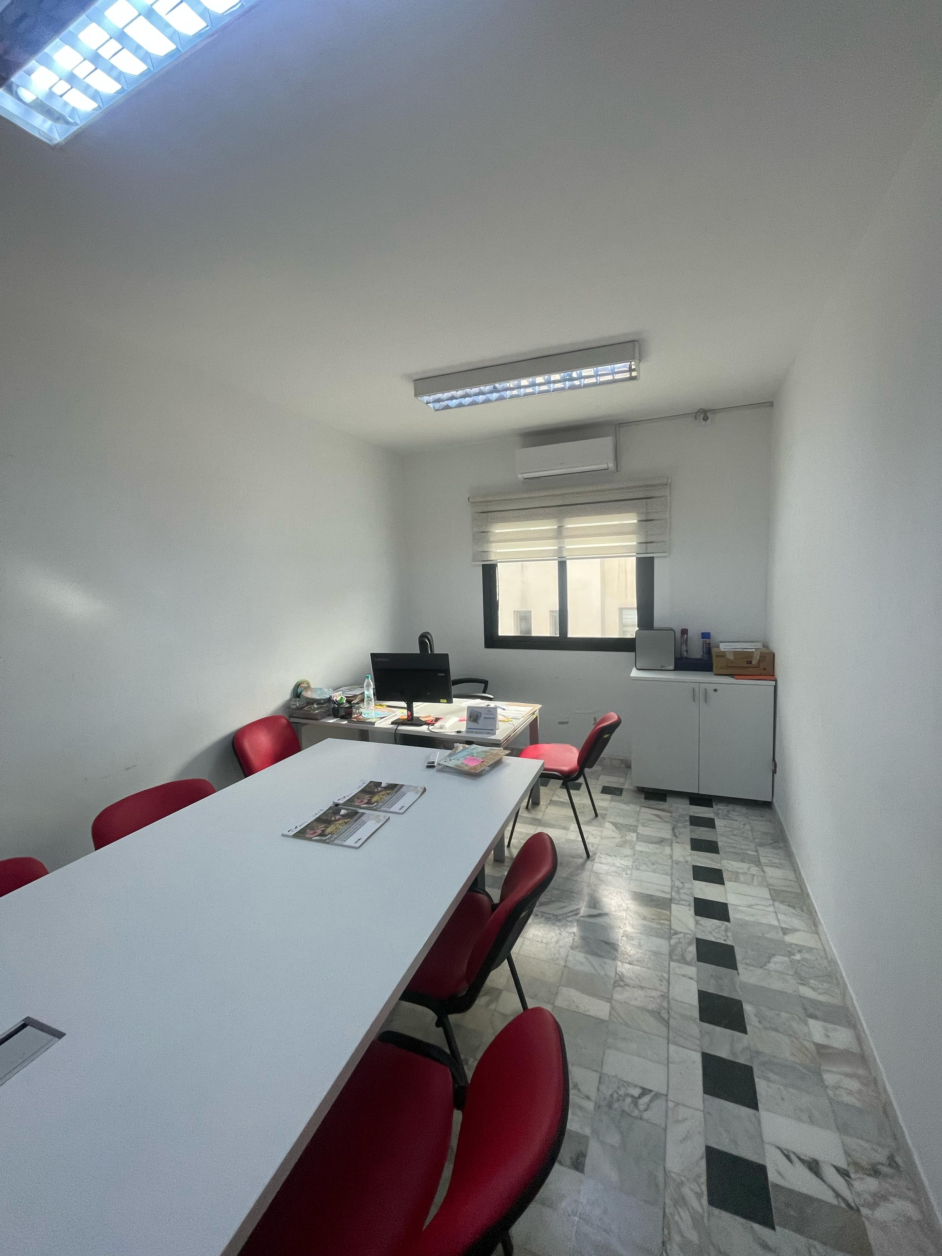 Bureaux & Commerces Bureau