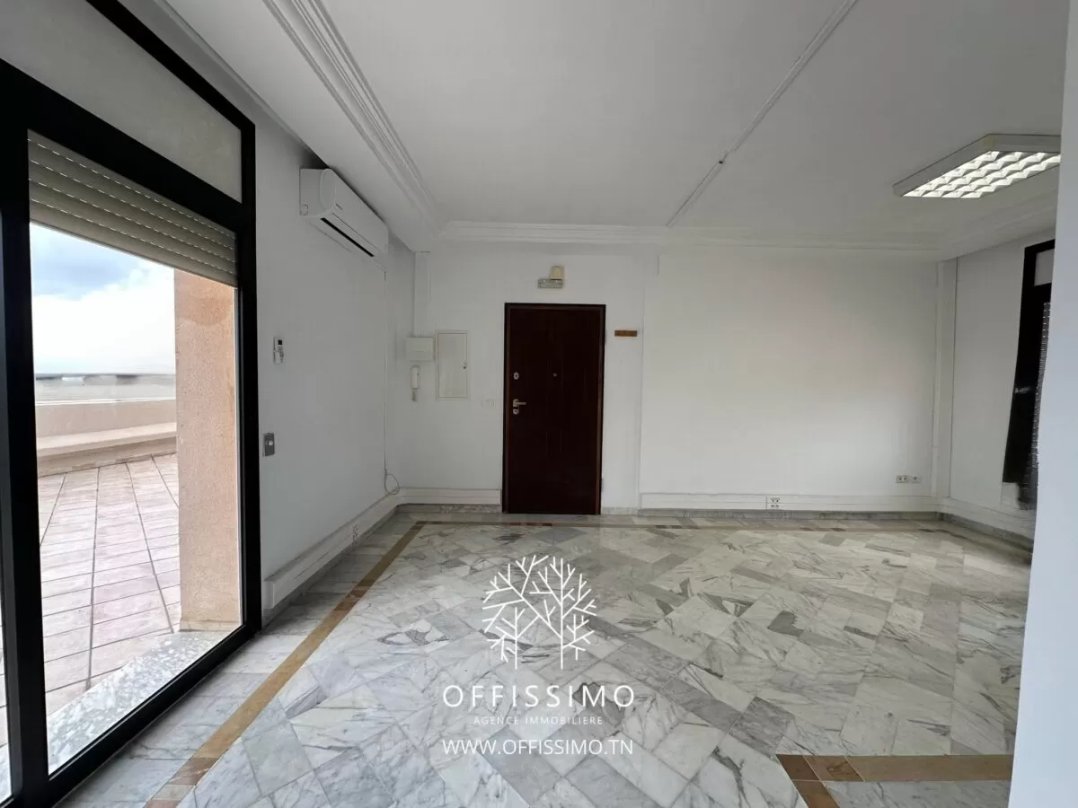 La Marsa Berge Du Lac Location Surfaces Bureau 2 pieces au lac 1