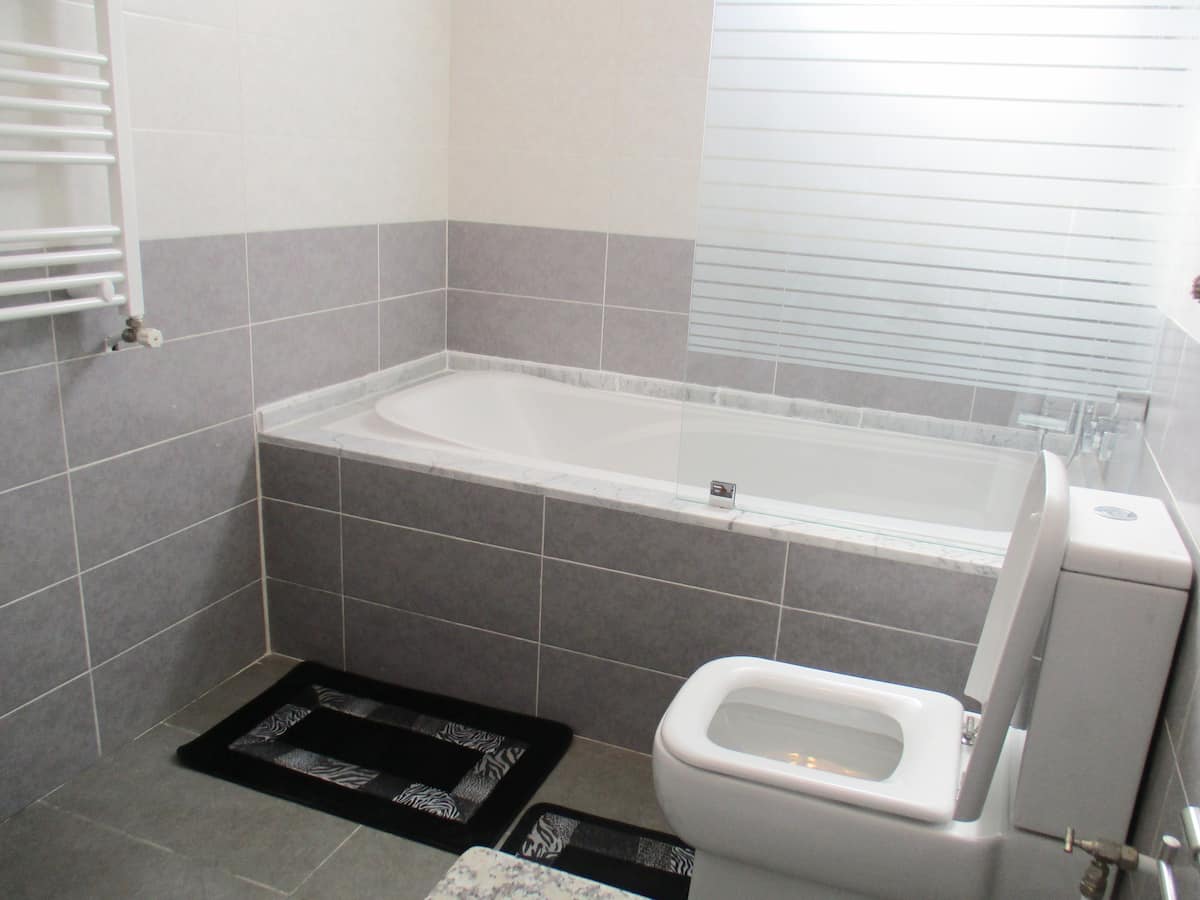 Akouda&nbsp;Chatt Meriem&nbsp;Location&nbsp;Appart. 3 pi�ces&nbsp;Standing  s2 spacieux vue mer