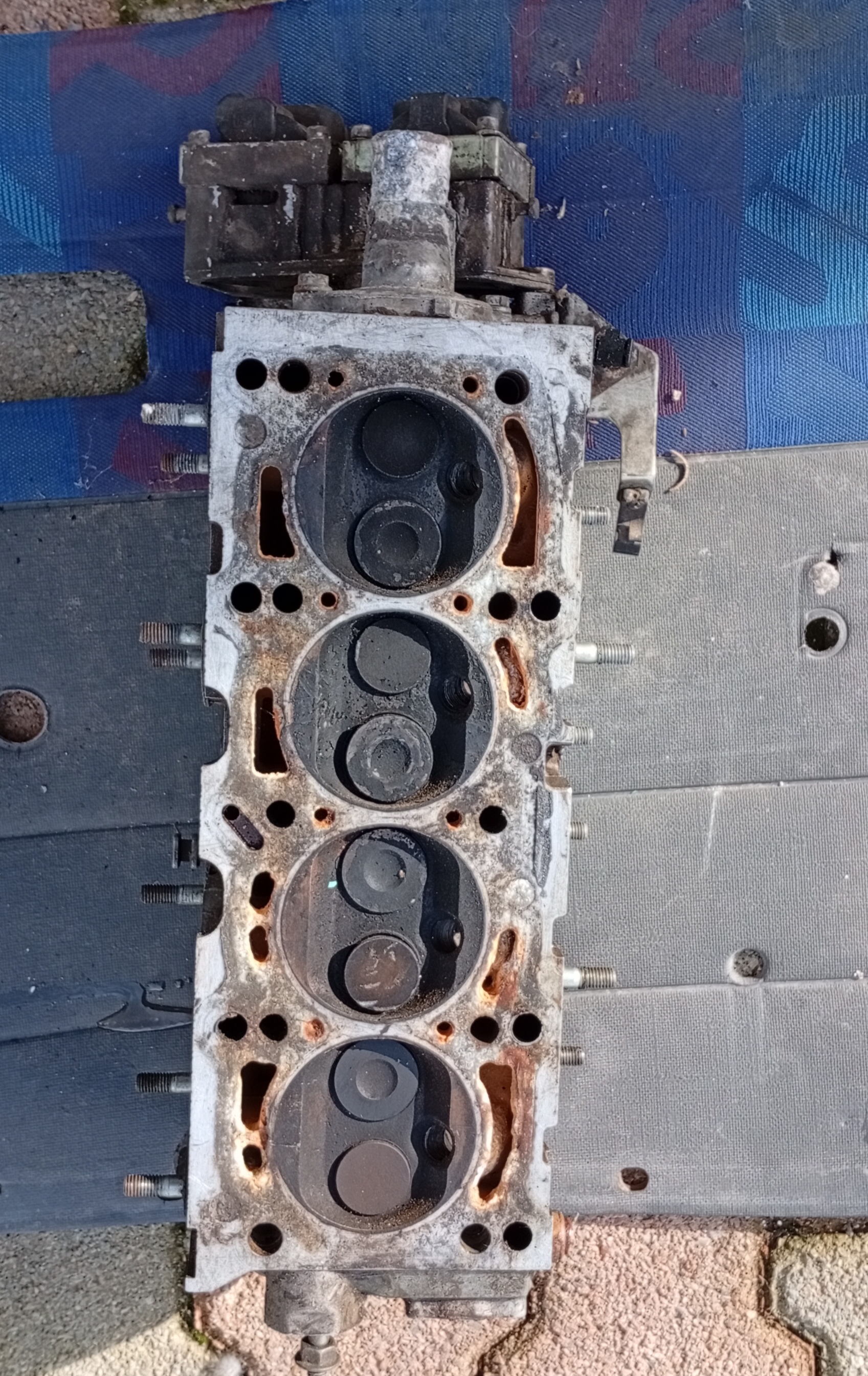 Beja Nord Beja Pices Dtaches Autres Pices Auto Culasse bloc carburateur bobine fiat punto 1