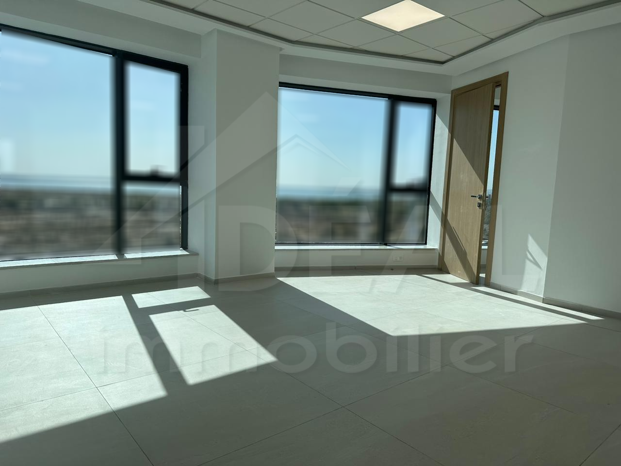 Bureaux & Commerces Bureau