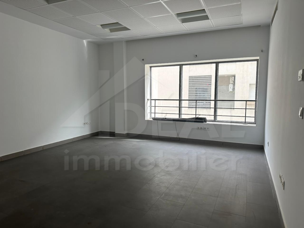 Bureaux & Commerces Bureau