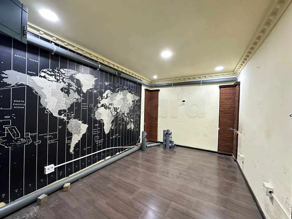 Bab Bhar&nbsp;Hedi Chaker&nbsp;Location&nbsp;Surfaces&nbsp;Espace de travail exceptionnel au coeur de  ville