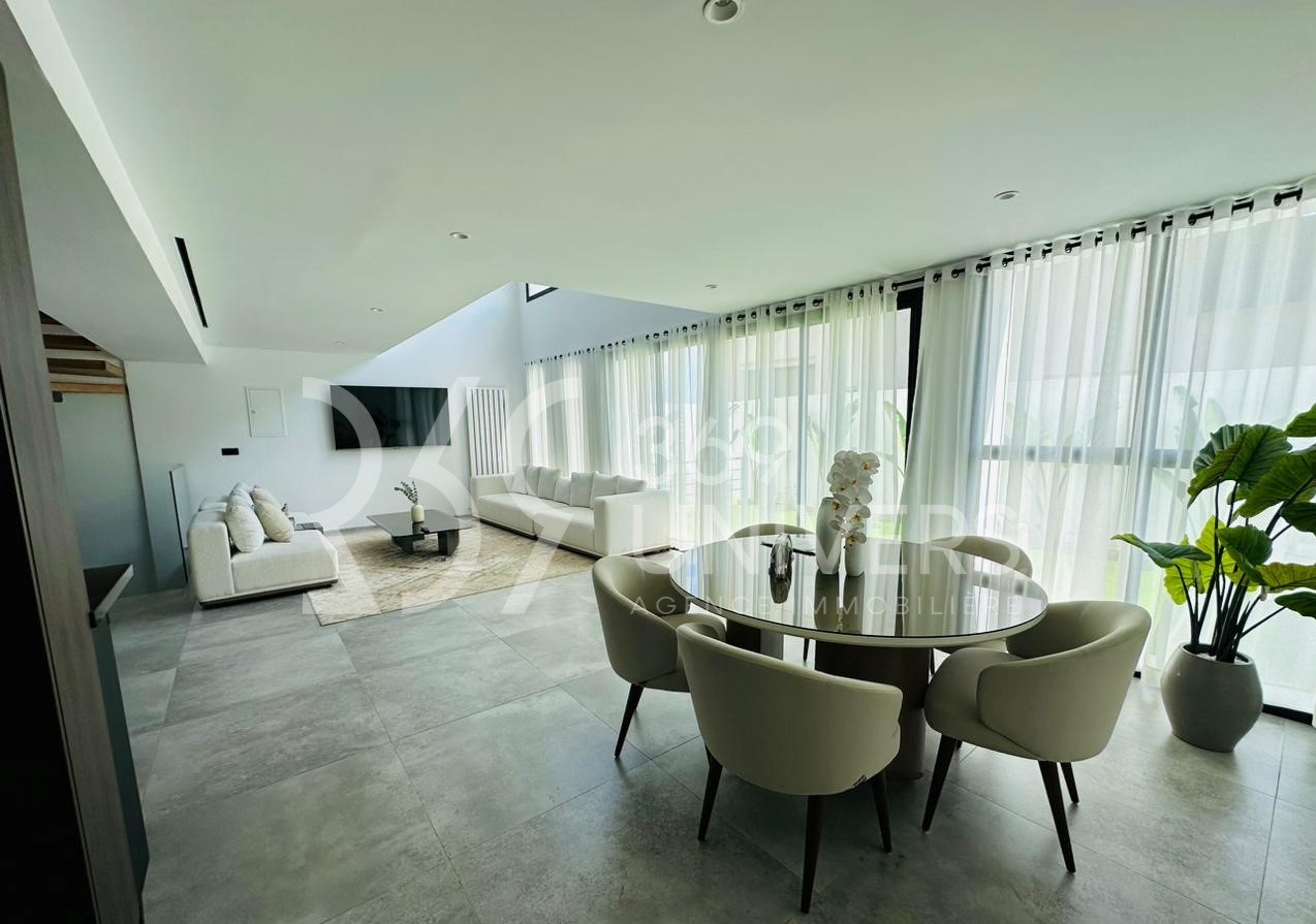 La Marsa&nbsp;Gammart&nbsp;Vente&nbsp;Maisons&nbsp;Triplex avec piscine � gammarth ref sh015