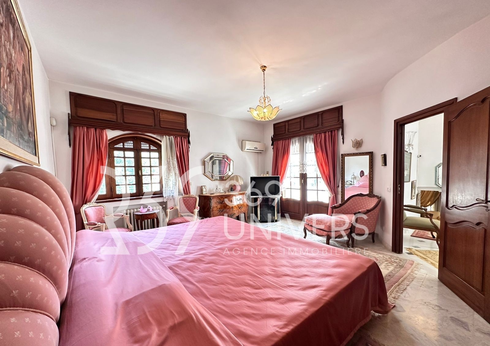 La Marsa&nbsp;Gammart&nbsp;Vente&nbsp;Maisons&nbsp;Villa avec jardin � gammarth ref sh018