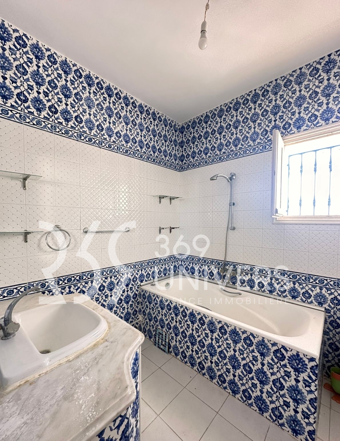 La Marsa&nbsp;Gammart&nbsp;Location&nbsp;Maisons&nbsp;Villa avec vue d�gag�e � gammarth ref rh141