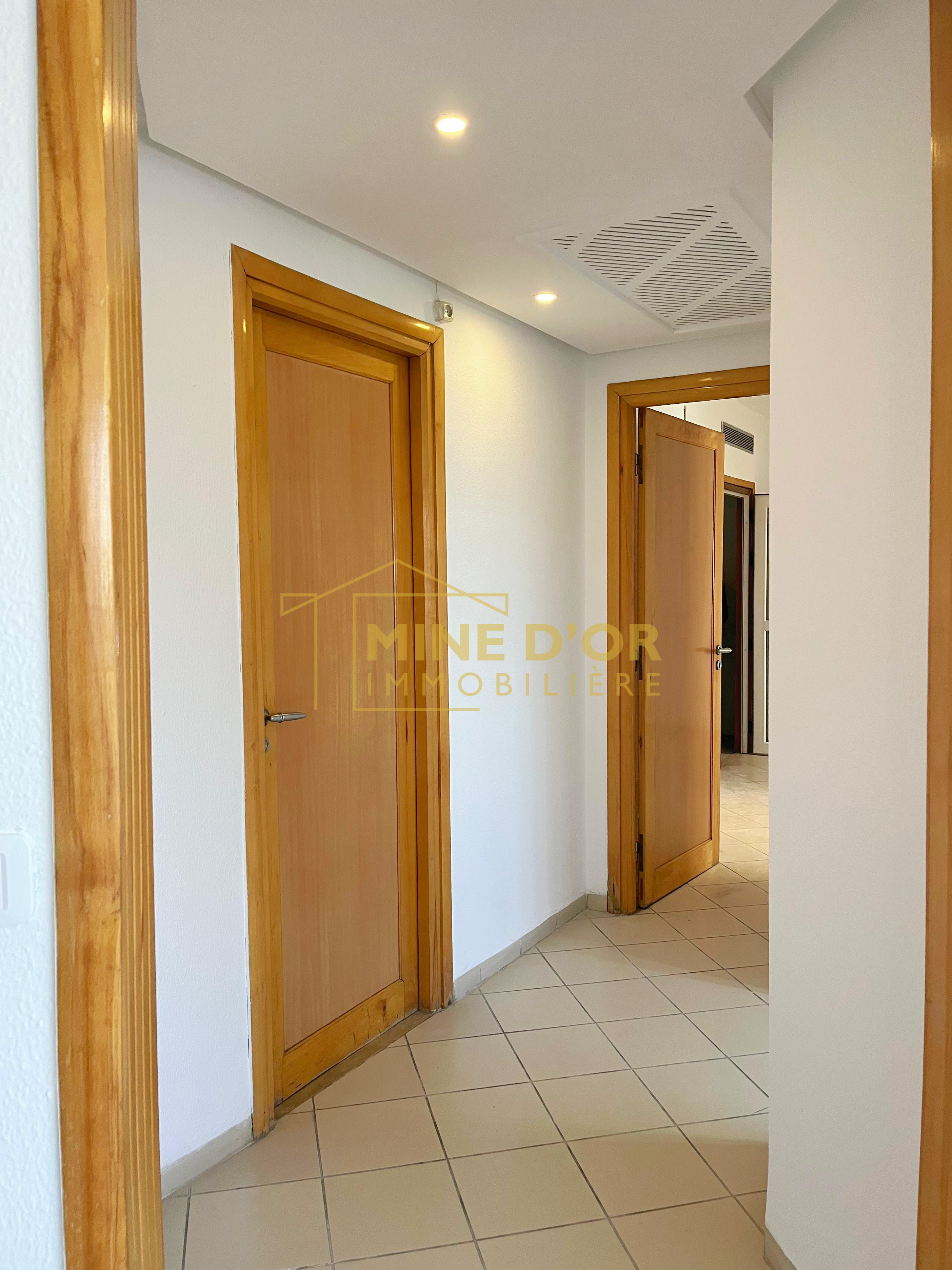 Bab Bhar Montplaisir Bureaux & Commerces Bureau Beau bureau h3  monplaisir