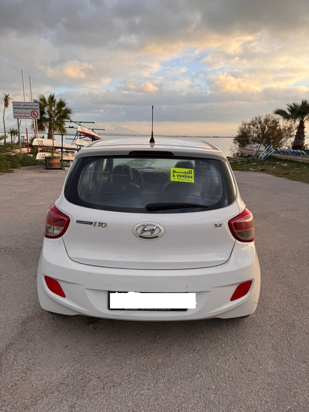 Tebourba Cite Souyah Hyundai Autre Modle Hyundai grand i10 couleur blanc