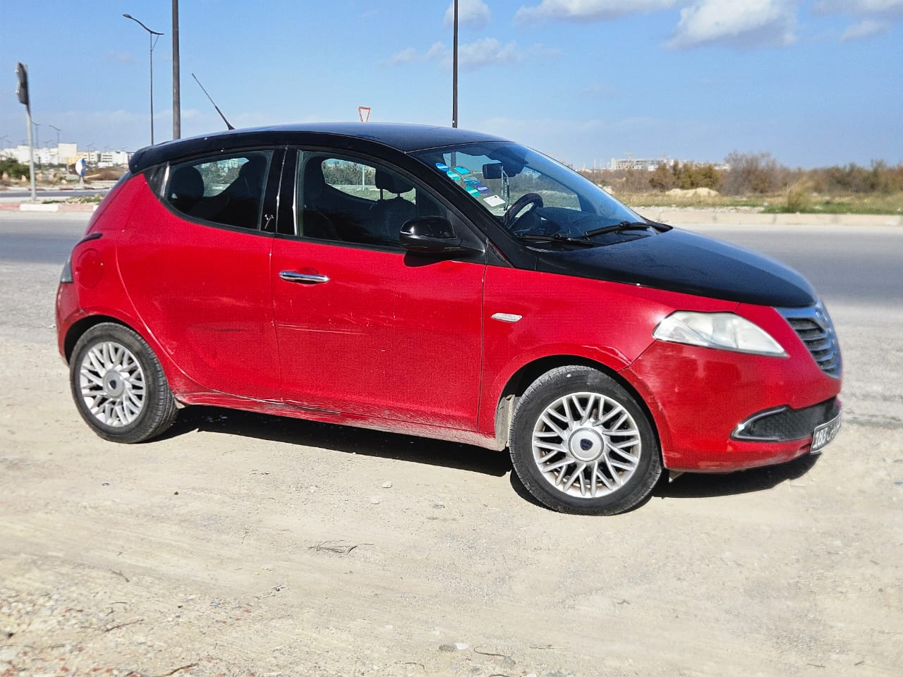 Lancia Ypsilon