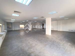 La Marsa Berge Du Lac Location Appart. 1 pice Un local commercial de 232m2 au lac 2