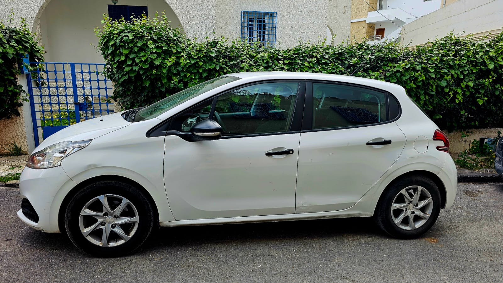 Peugeot 208