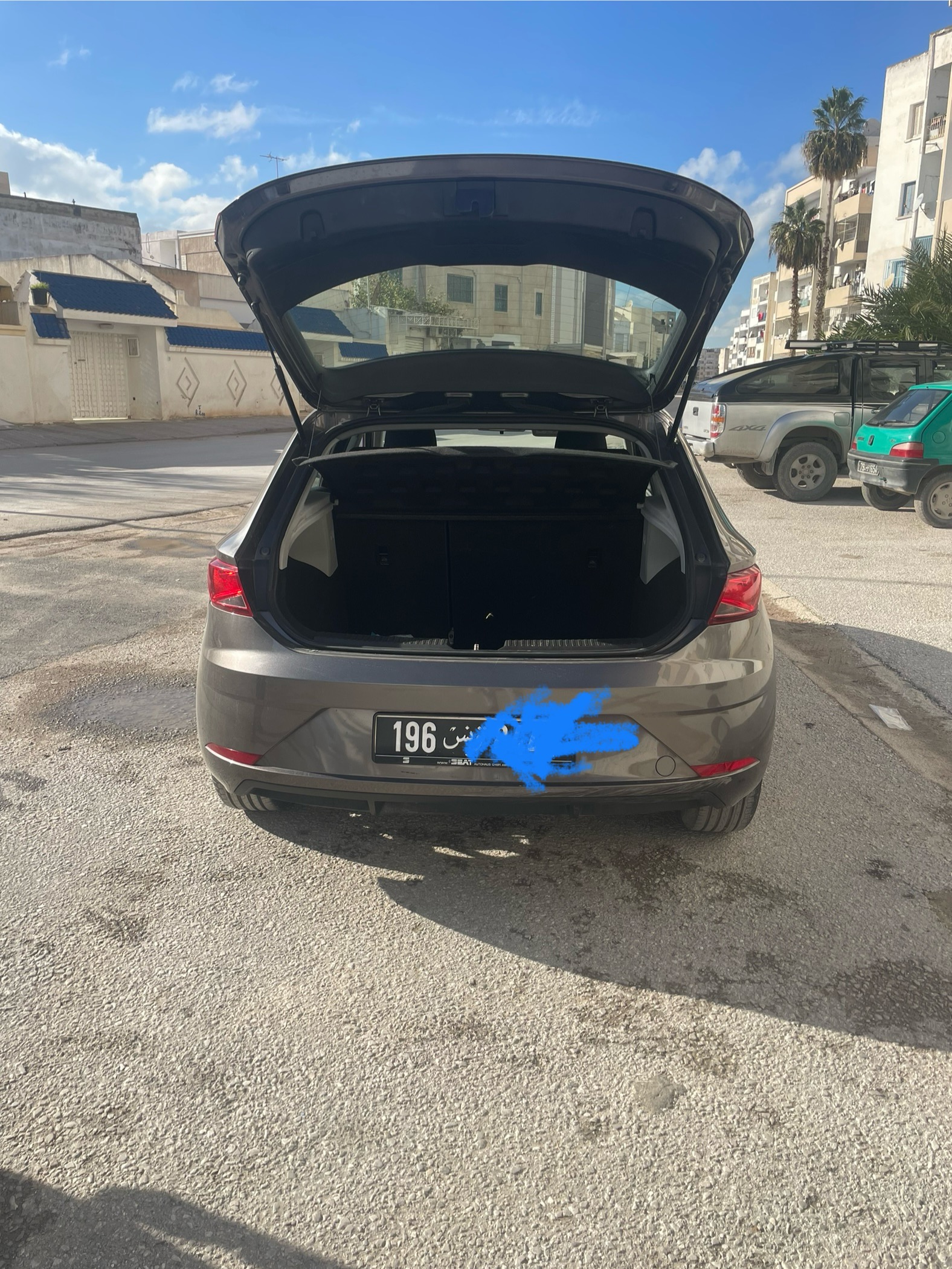 La Soukra Chotrana 3 Seat Leon Seat leon premire main