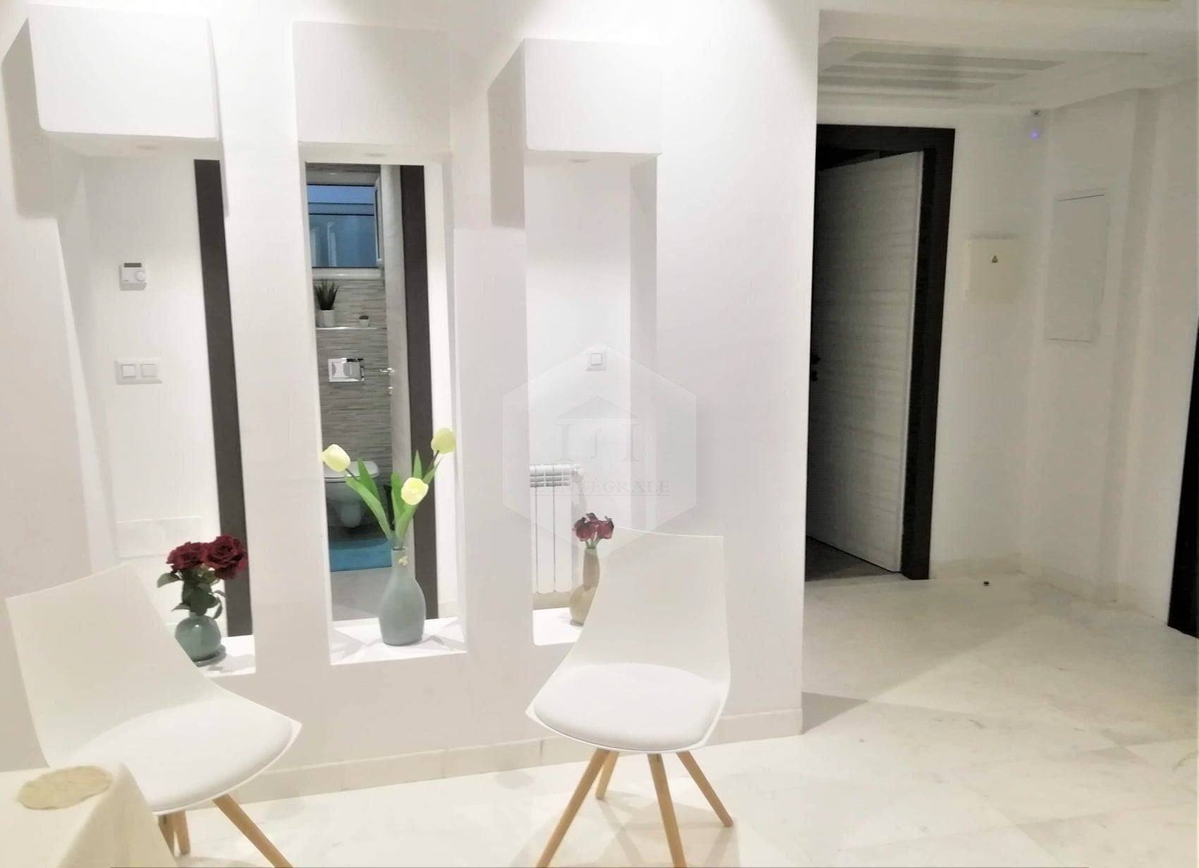 Ariana Ville&nbsp;Cite Ennasr 2&nbsp;Location&nbsp;Appart. 3 pi�ces&nbsp;S2 meubl� tr�s haut standing � cite ennars 2