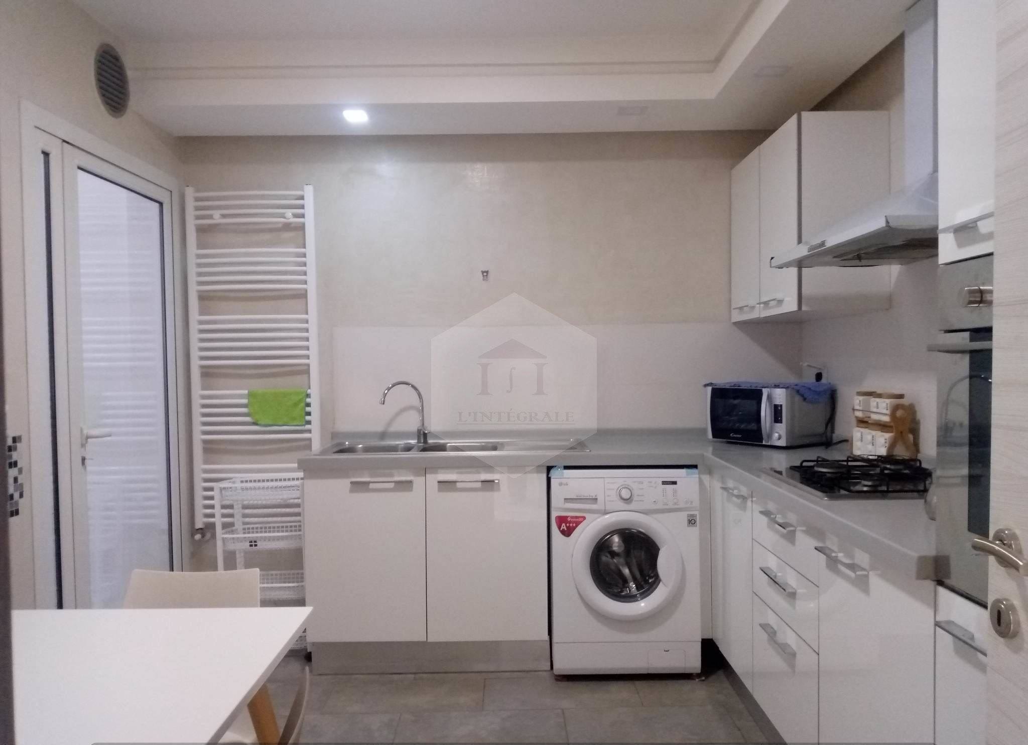 Ariana Ville&nbsp;Cite Ennasr 2&nbsp;Location&nbsp;Appart. 3 pi�ces&nbsp;S2 meubl� tr�s haut standing � cite ennars 2