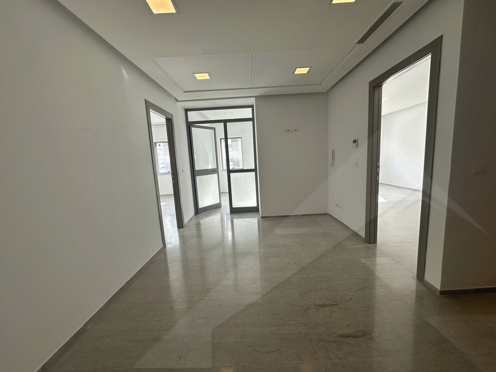 Bureaux & Commerces Bureau