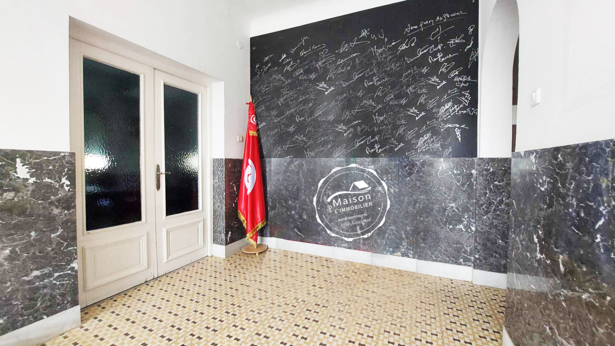 El Menzah El Menzah 1 Location Autre Villa usg bureau 9 pices  el menzah 1