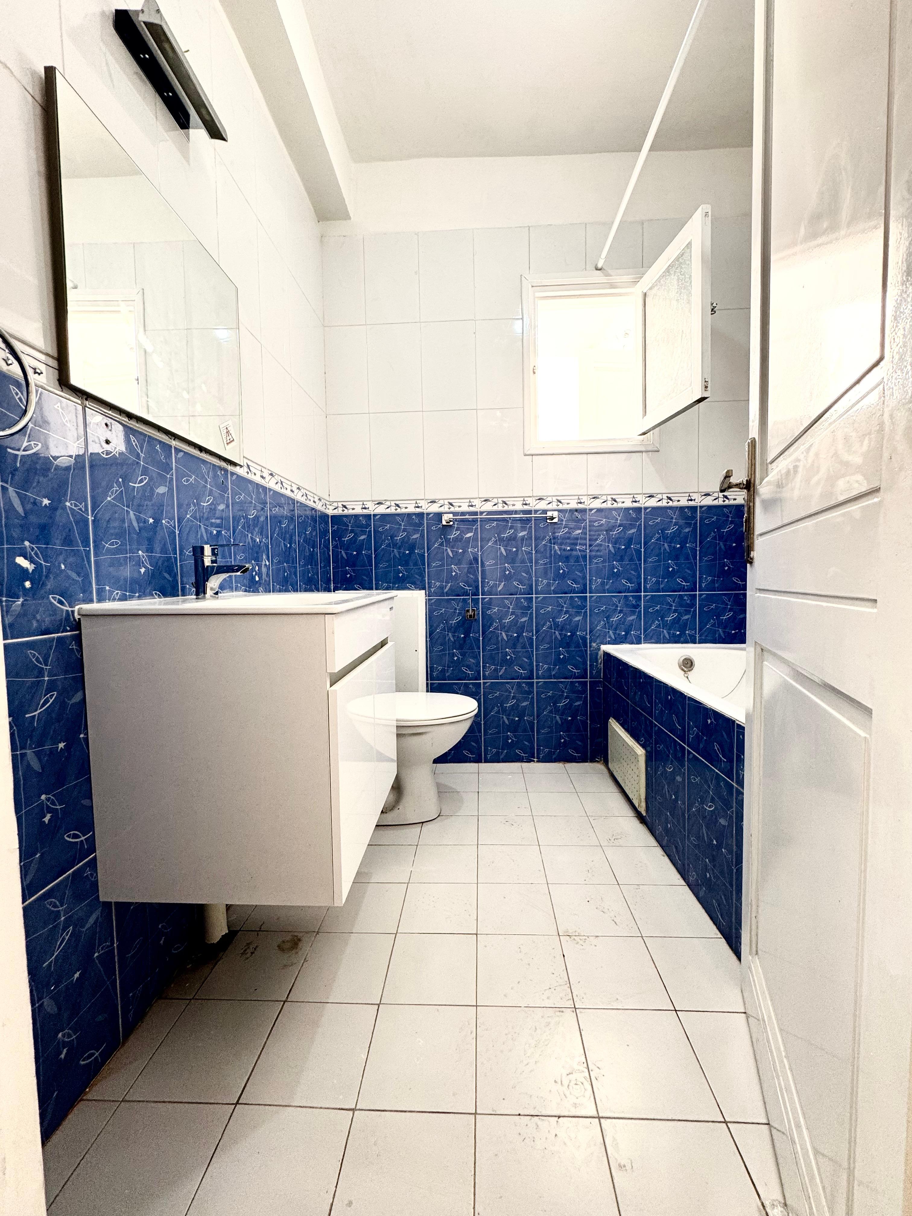 La Marsa El Aouina Vente Appart. 3 pices Appartement rnov  l'aouina