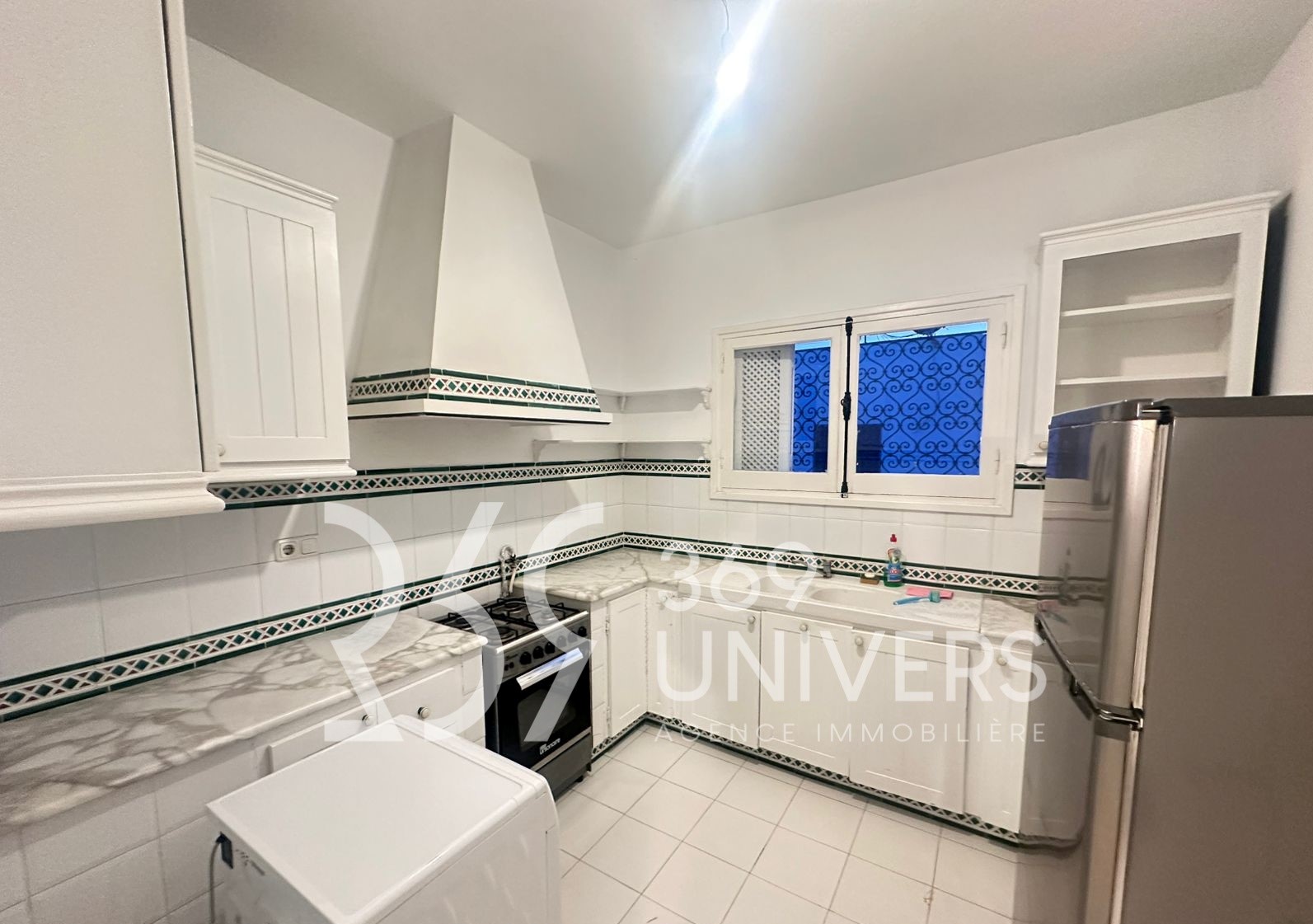 La Marsa&nbsp;Gammart&nbsp;Location&nbsp;Appart. 2 pi�ces&nbsp;Etage de villa avec vue d�gag�e � gammarth