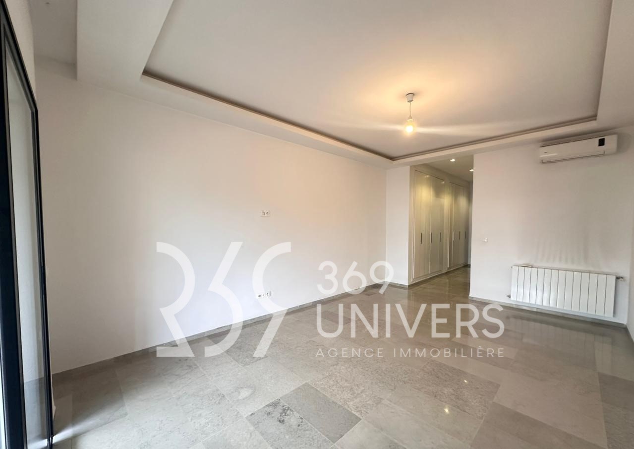 La Marsa&nbsp;Cite Du Stade&nbsp;Location&nbsp;Appart. 3 pi�ces&nbsp;Appartement avec terrasse � la marsa ref ra126