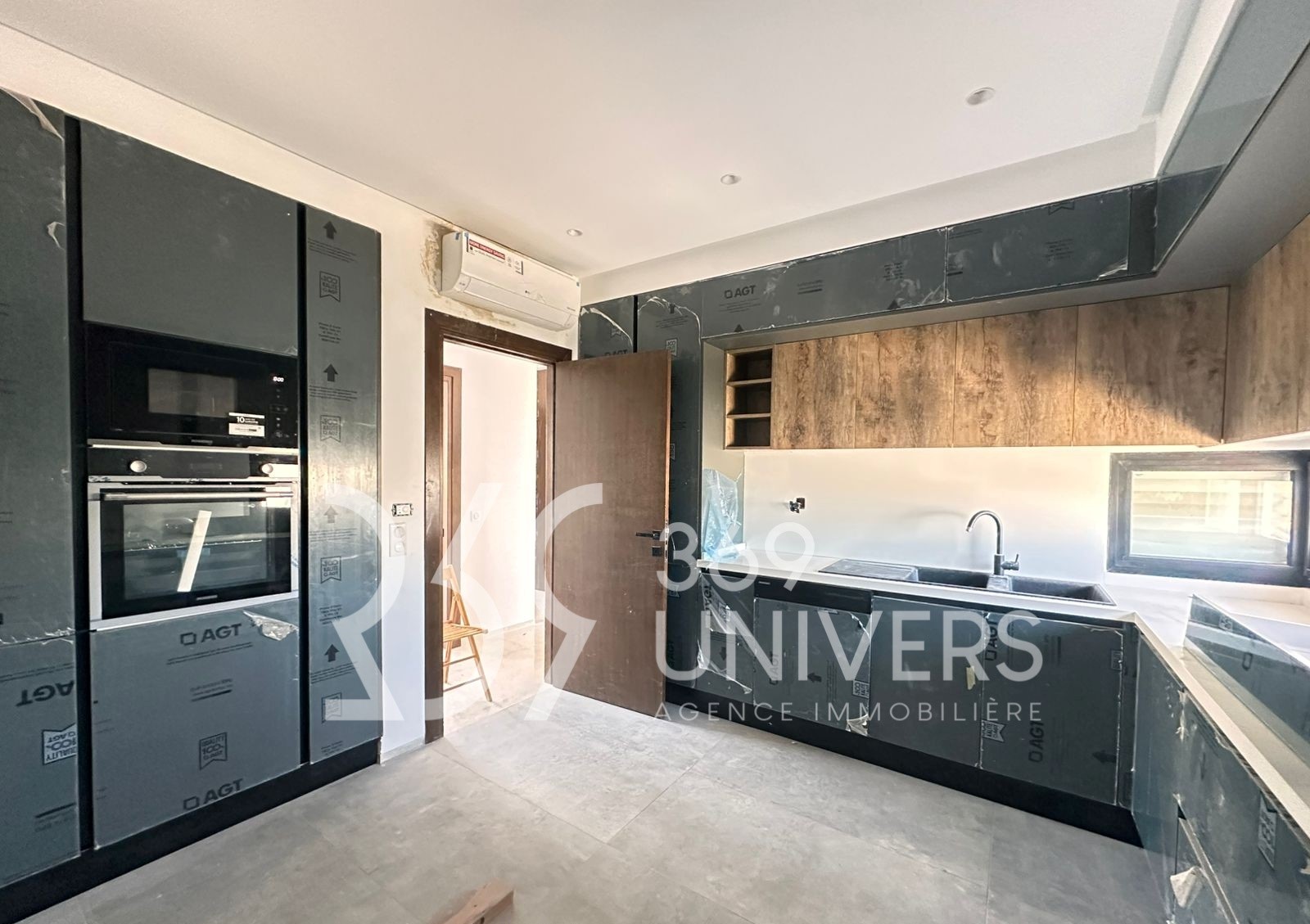 La Marsa&nbsp;Gammart&nbsp;Location&nbsp;Maisons&nbsp;Triplex avec piscine � gammarth ref rh144