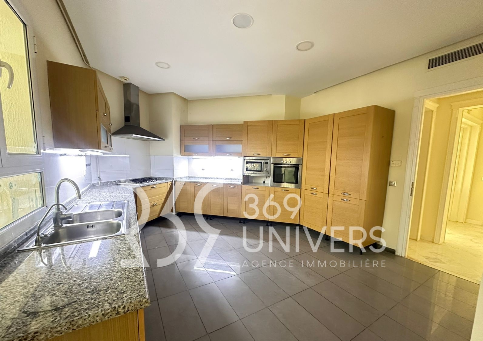 La Marsa Berge Du Lac Location Appart. 4 pices Penthouse avec vue dgage au lac 2