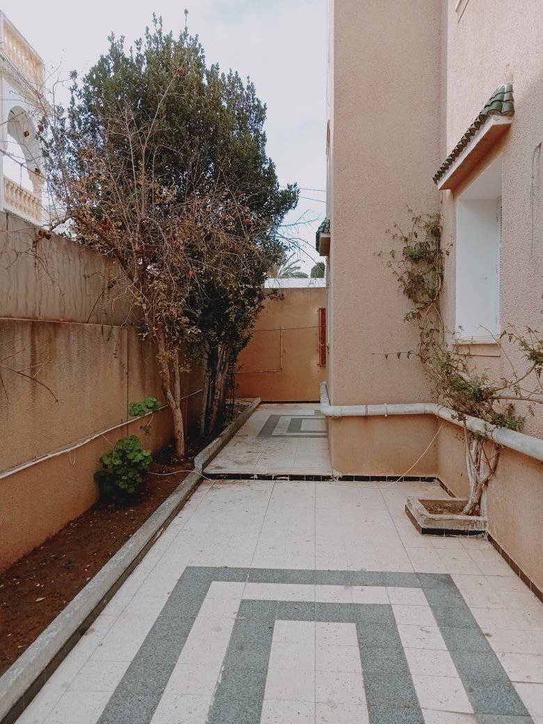 Mahdia Mahdia Vente Appart. 4 pices Villa  mahdia