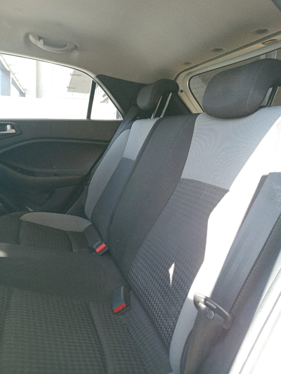Oued Ellil Oued Ellil Hyundai Autre Modle Hyundai i20