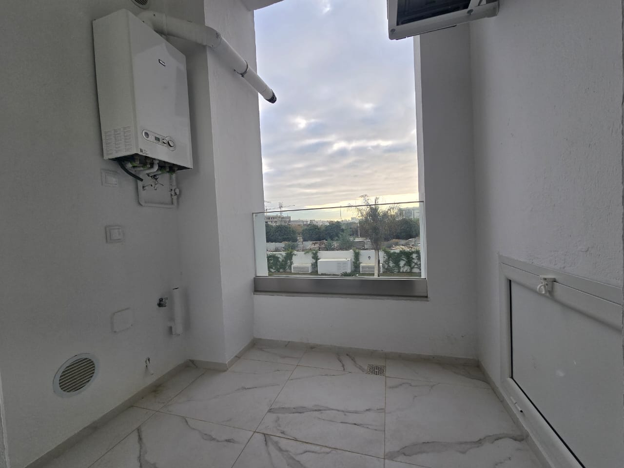 Ain Zaghouan&nbsp;Jardins de Carthage&nbsp;Location&nbsp;Appart. 2 pi�ces&nbsp;App s1 aux jardin de carthage