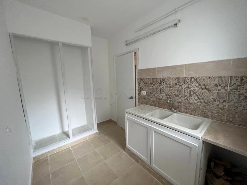 Cite El Khadra Cite El Khadra Location Appart. 3 pices Hall plus 2 rnov a la cit el khadhra wb2371