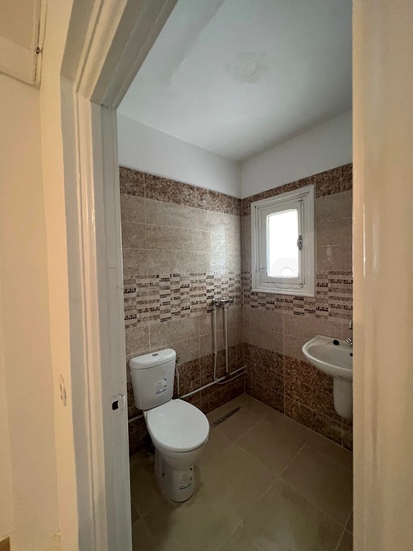 Cite El Khadra Cite El Khadra Location Appart. 3 pices Hall plus 2 rnov a la cit el khadhra wb2371