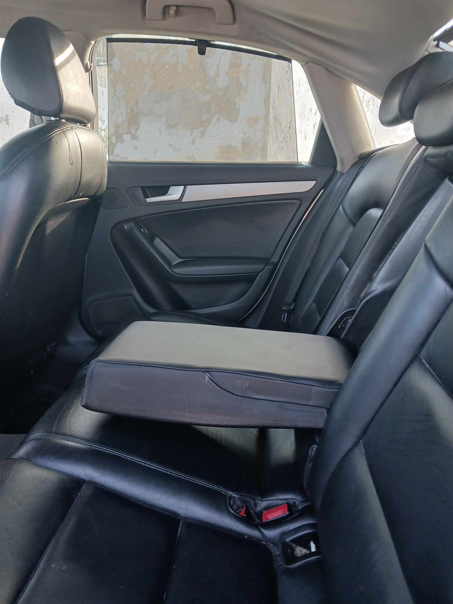 Monastir Monastir Audi A4 Audi a4 essence 2013