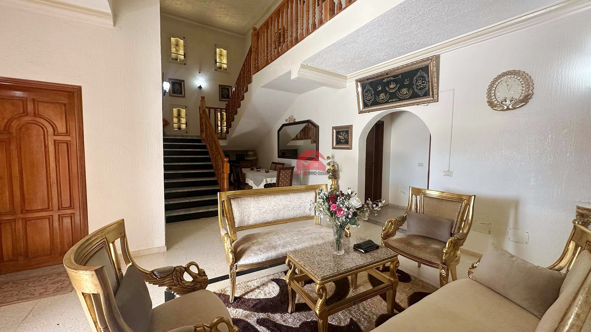Djerba - Midoun Midoun Vente Maisons Grande villa meublee a djerba midoun za ref v700