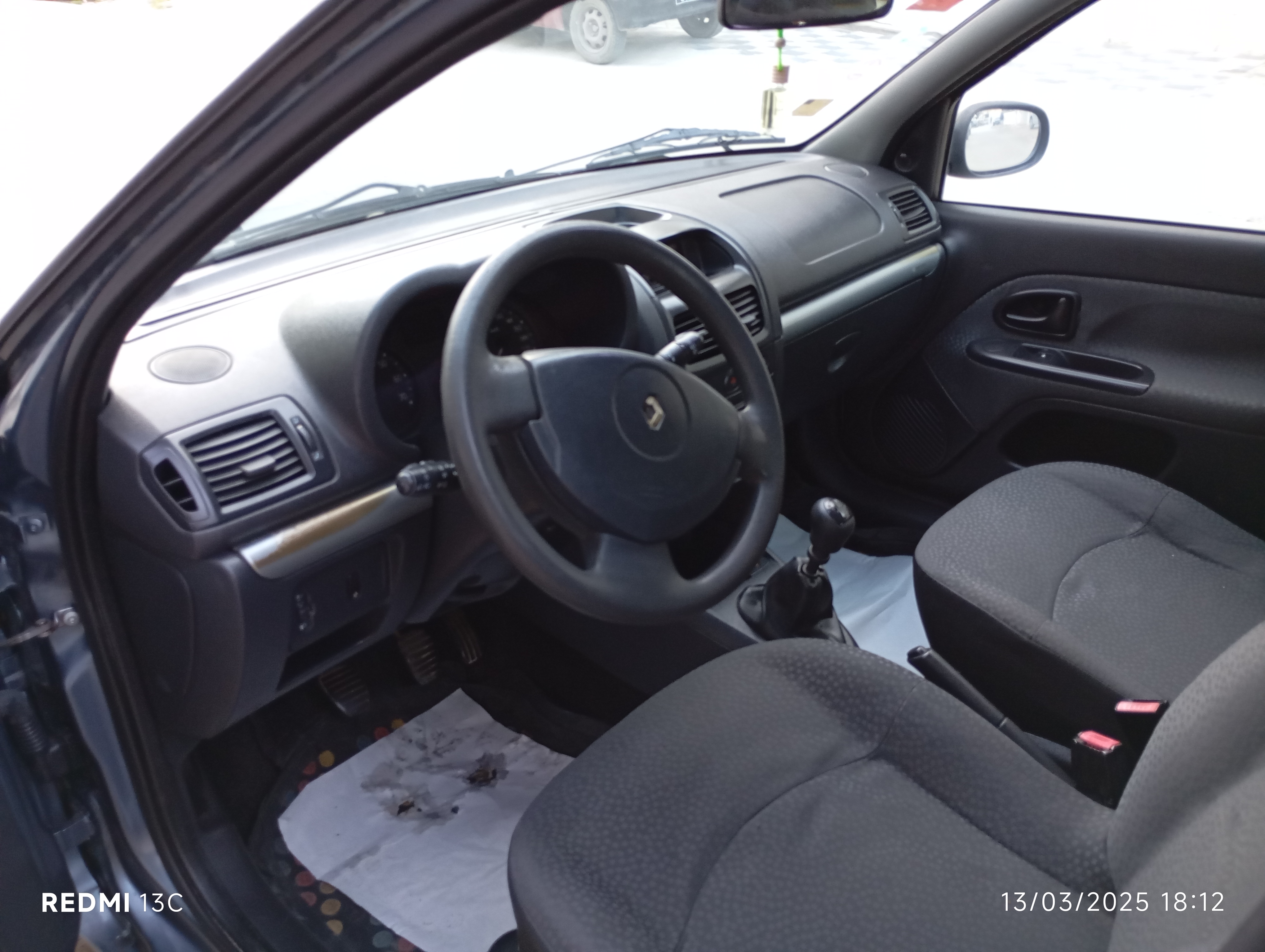 Carthage Cartage Byrsa Renault Clio Clio campus import trs propre