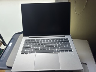El Menzah El Manar 1 HP  / Compaq Autre Pc portable hp elite book 645 g11
