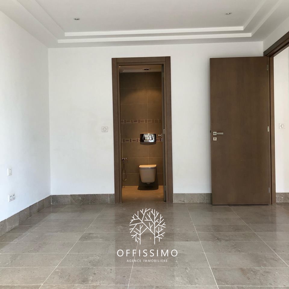 La Marsa Berge Du Lac Vente Appart. 2 pices S2 haut standing appartement 500m du lac