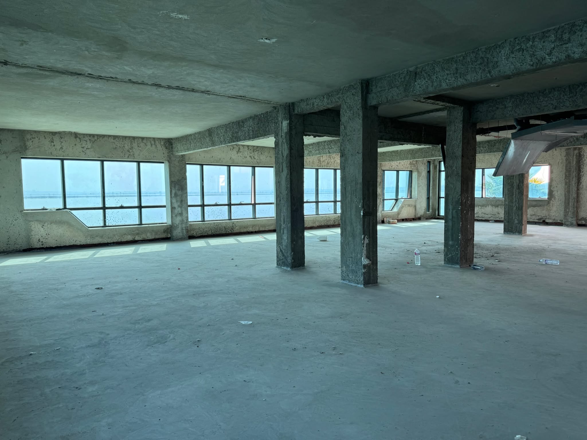 Bureaux & Commerces Bureau