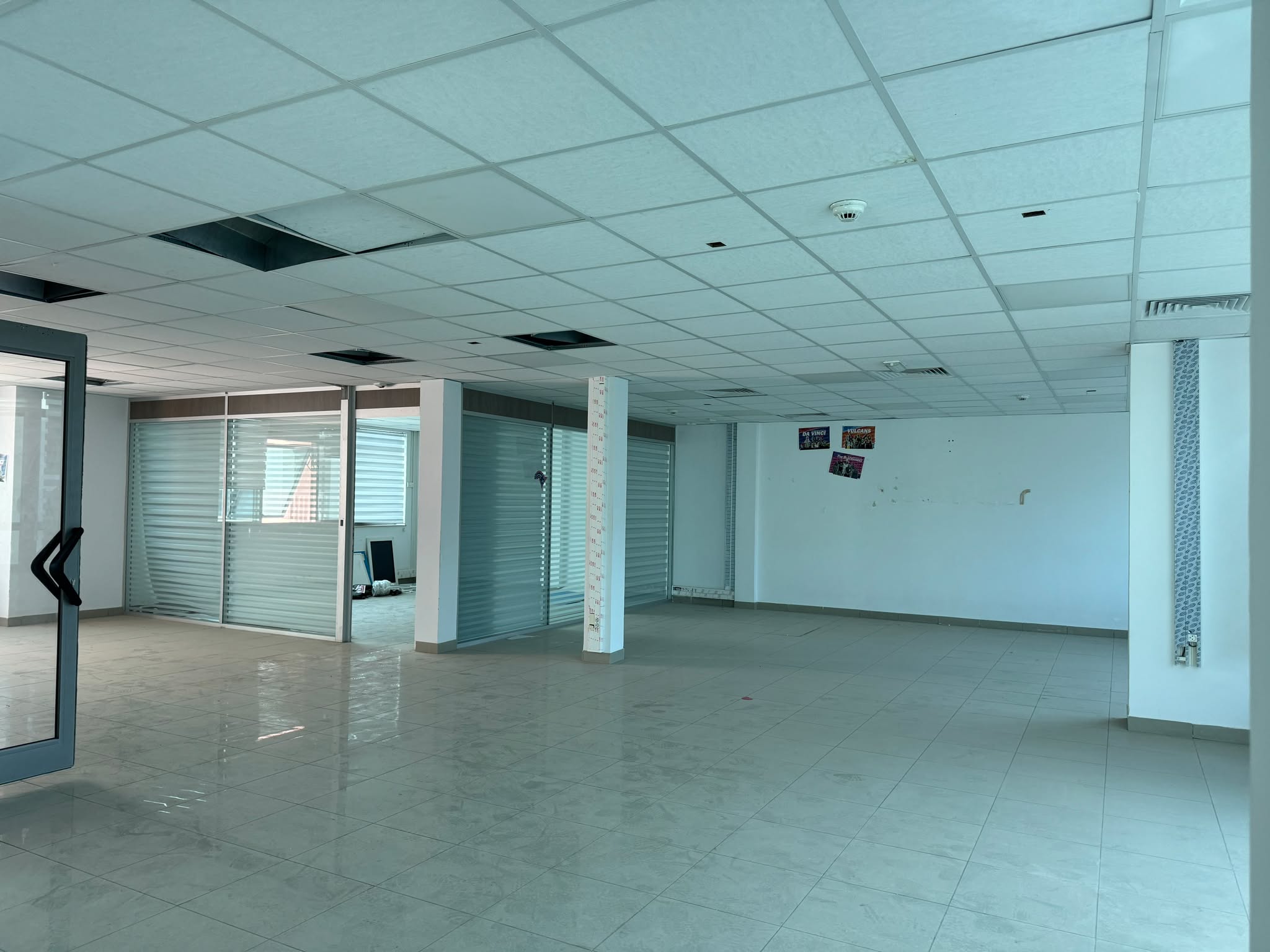 La Marsa Berge Du Lac Bureaux & Commerces Bureau Super bureau 713 m2 en open space au lac 1