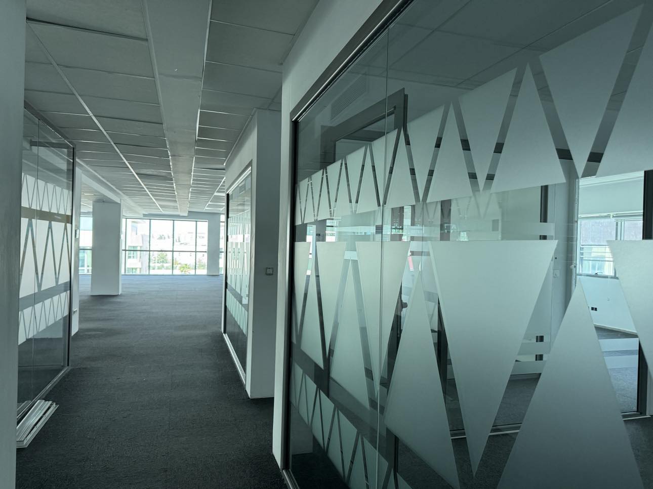 La Marsa&nbsp;Berge Du Lac&nbsp;Bureaux & Commerces&nbsp;Bureau&nbsp;Super bureau 840 m2 hs au lac 2